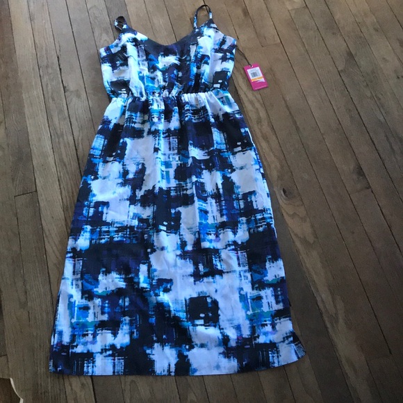 Vince Camuto Dresses & Skirts - Size small Vince Camuto midi-dress NEW WITH TAGS